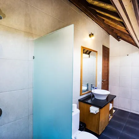 Bali Belva Hotel Nusa Lembongan  Exterior photo